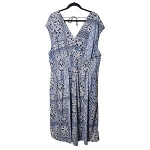 Old Navy XXL Blue‎ Floral Maxi Dress Peasant Smocking Pockets Sleeveless V-Neck